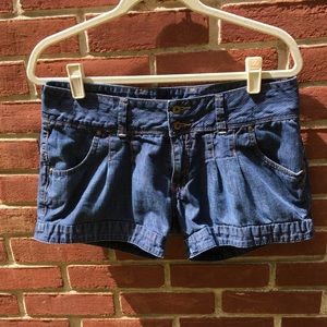 Levi’s denim shorts